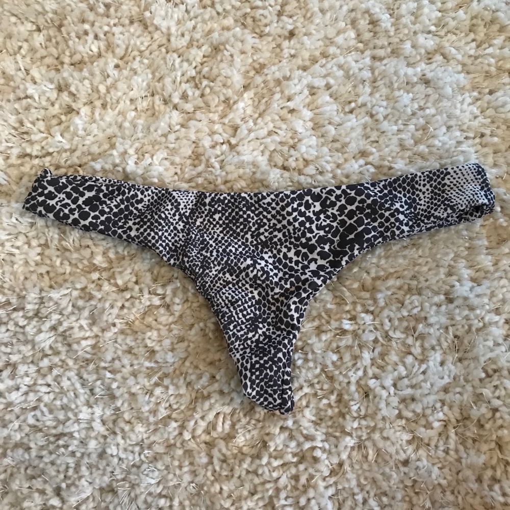 ACACIA Ho’okipa Bottoms